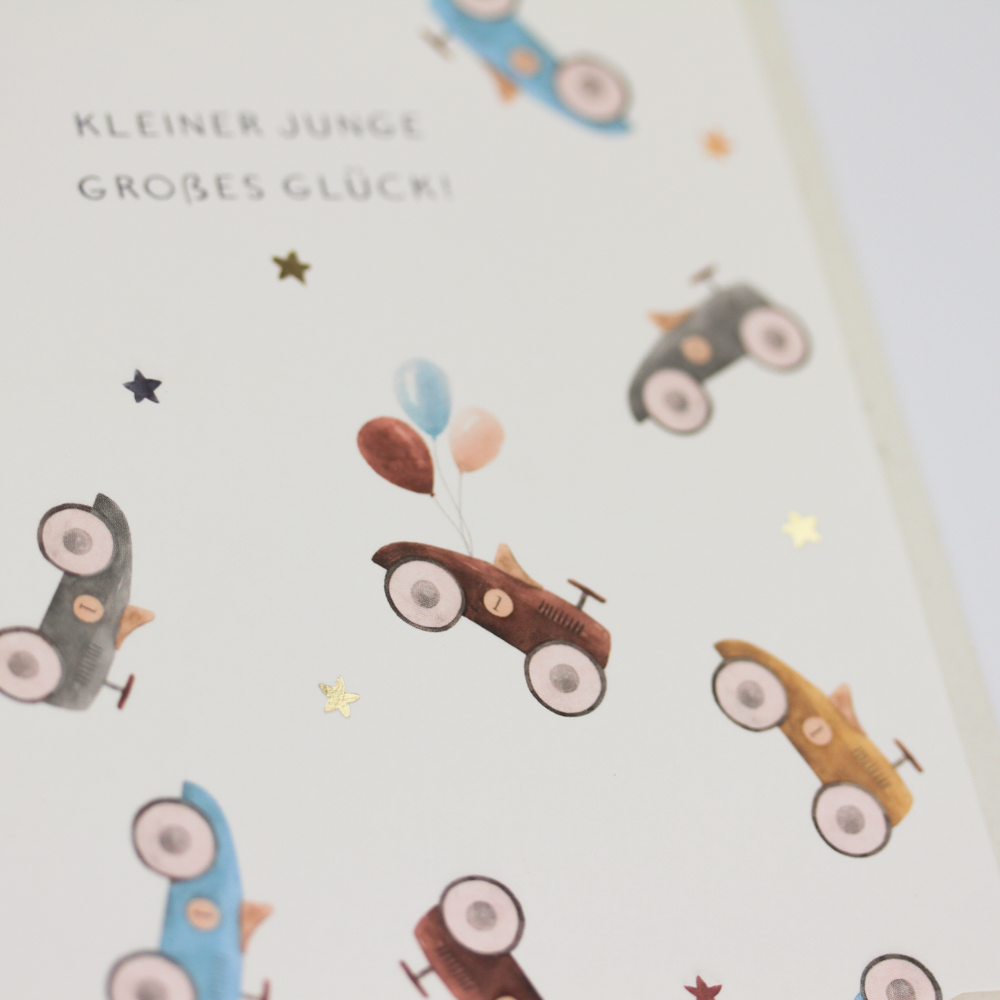 Kleiner Junge