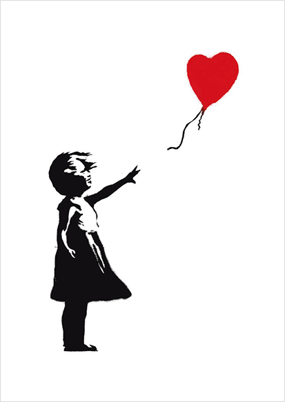 Mädchen mit rotem Luftballon